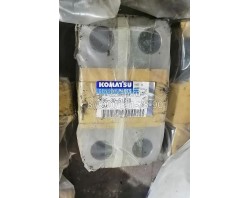 195-30-51570 Крышка оси натяжного колеса (Cap) Komatsu