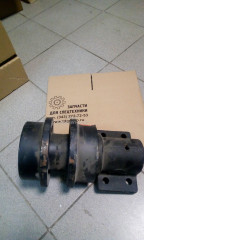 9099140 Каток поддерживающий (Upper Roller) Hitachi