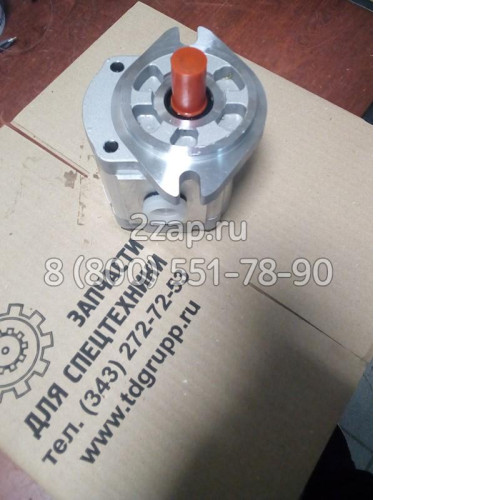 9217993 Насос линии управления Hitachi ZX330-5G