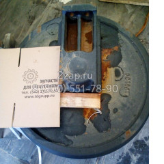 208-30-00201/208-30-00200 Направляющее колесо (Front Idler) Komatsu