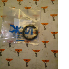 2180-8002A Уплотнение (Seal; oil) Doosan