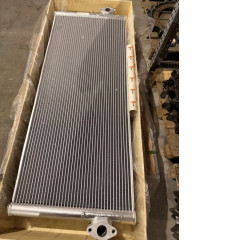 XB00009358 Радиатор масляный (Radiator) Hitachi