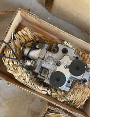 723-40-72100 Клапан распределителя (Valve Ass'y) Komatsu