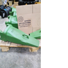 Коронка ковша 4246107 HITACH