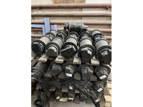 Опорные и поддерживающие катки: роль в работе гусеничной техники 