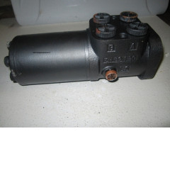 Насос-дозатор (гидроруль) 1092-800 (5 отв.)