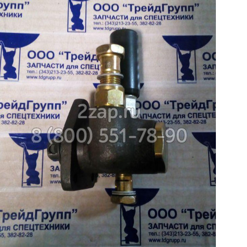 13029828 Насос подкачки топлива (ТННД)  Deutz TD226B-6G