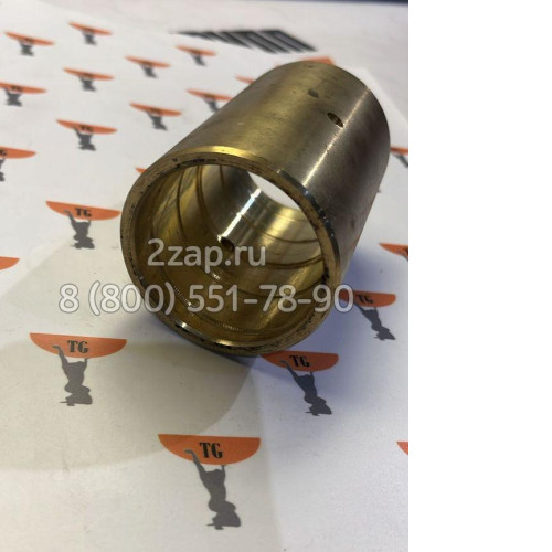 225.81.00.00.004 Втулка вилки гидроцилиндра ДЗ-180